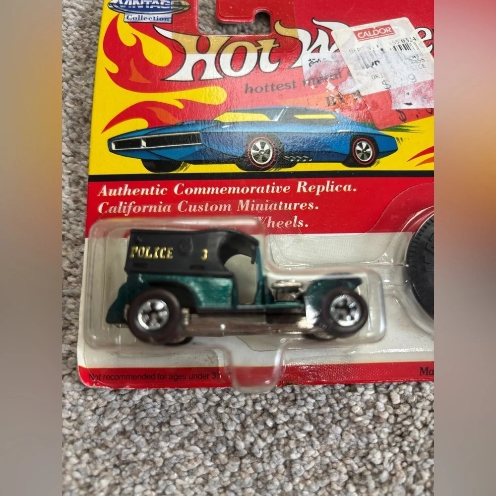 1993 Hot Wheels Vintage Collection Paddy Wagon car toy Hot wheels car